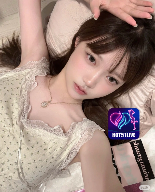 Wanda Amalia H0T51LIVE