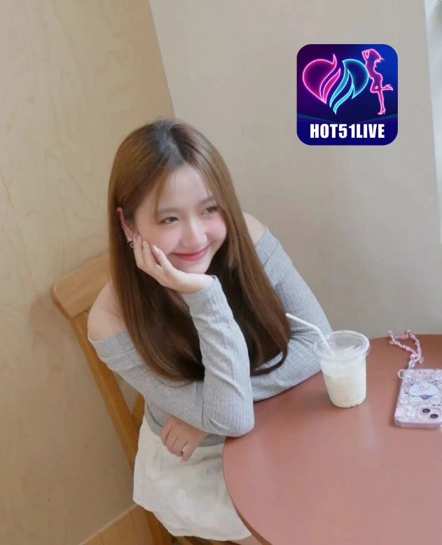 Aaron Michael HOT51LIVE