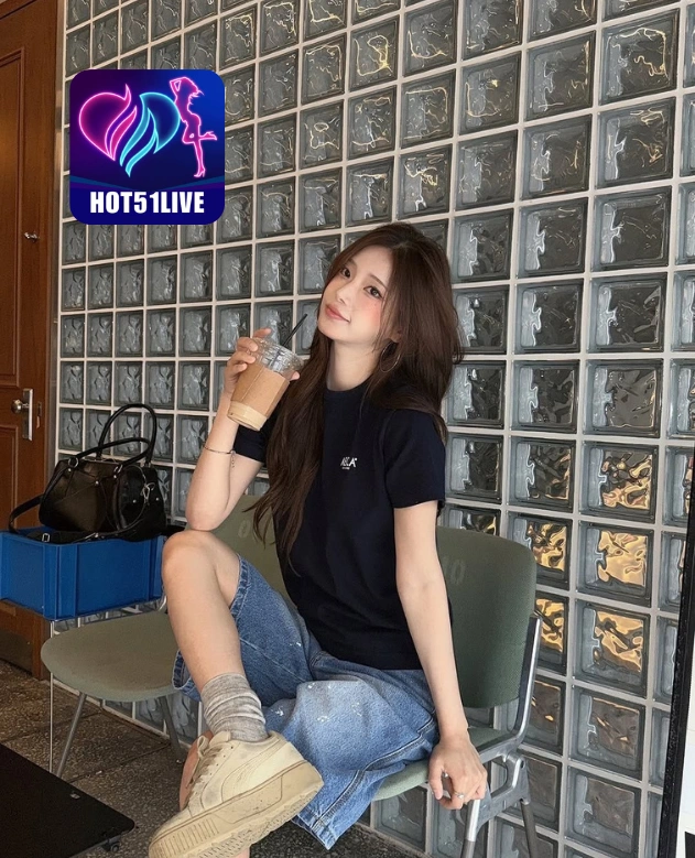 Alice Watson HOT51LIVE