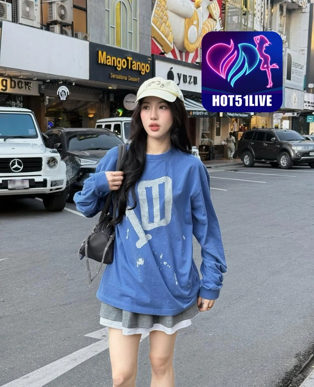 Bria Kensington HOT51LIVE