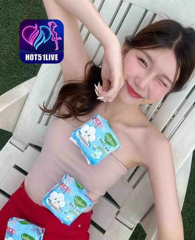 Evelyn Harper HOT51LIVE