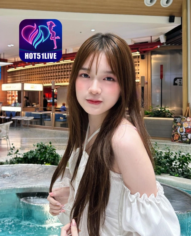 Genevieve Rhodes HOT51LIVE