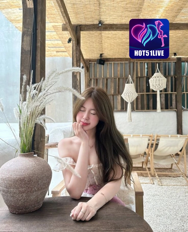 Olivia Brown HOT51LIVE