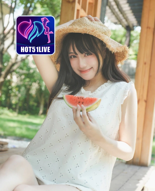 Carly Peterson HOT51LIVE