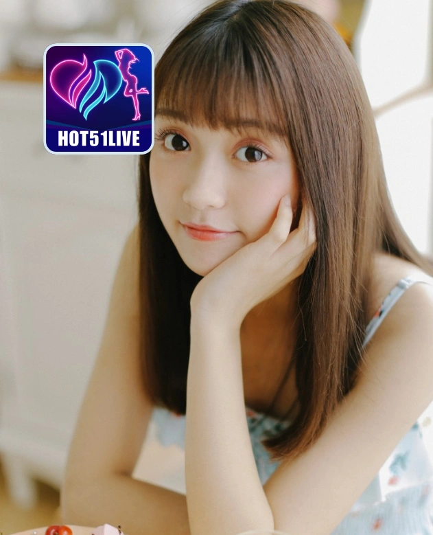 Catherine Moore HOT51LIVE