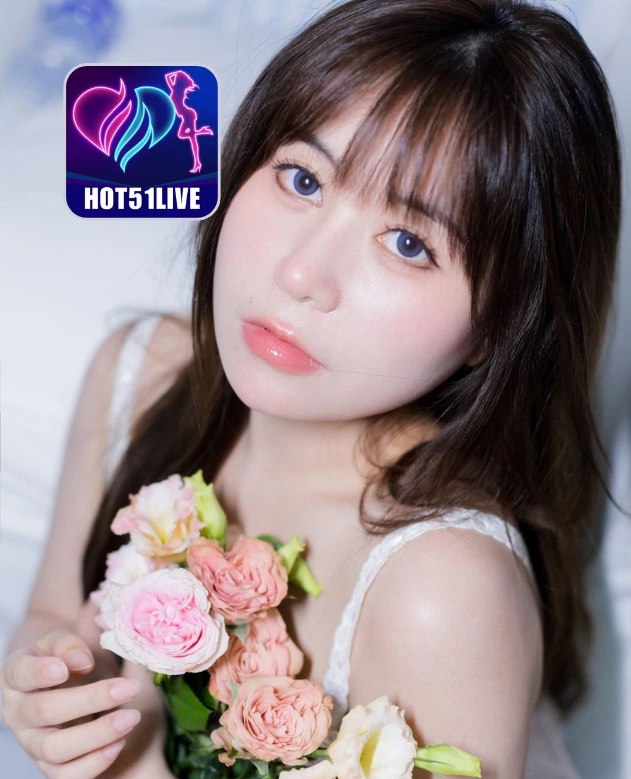 Daisy Walters-HOT51LIVE