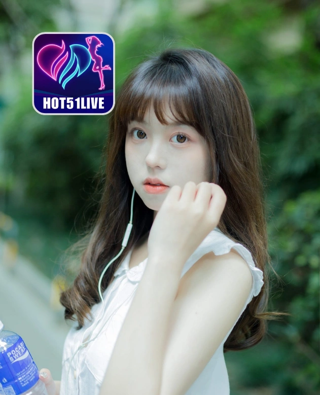 Ruby Hughes-HOT51LIVE