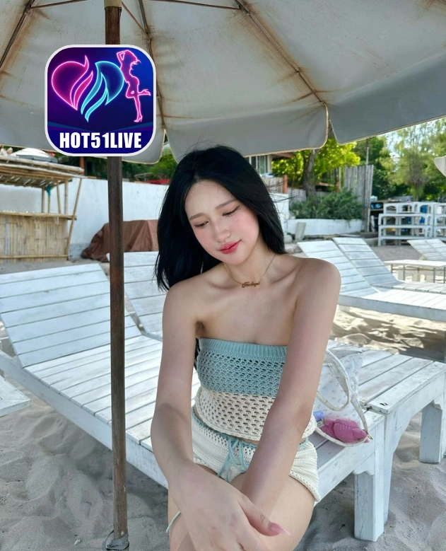 Tessa Hayes HOT51LIVE