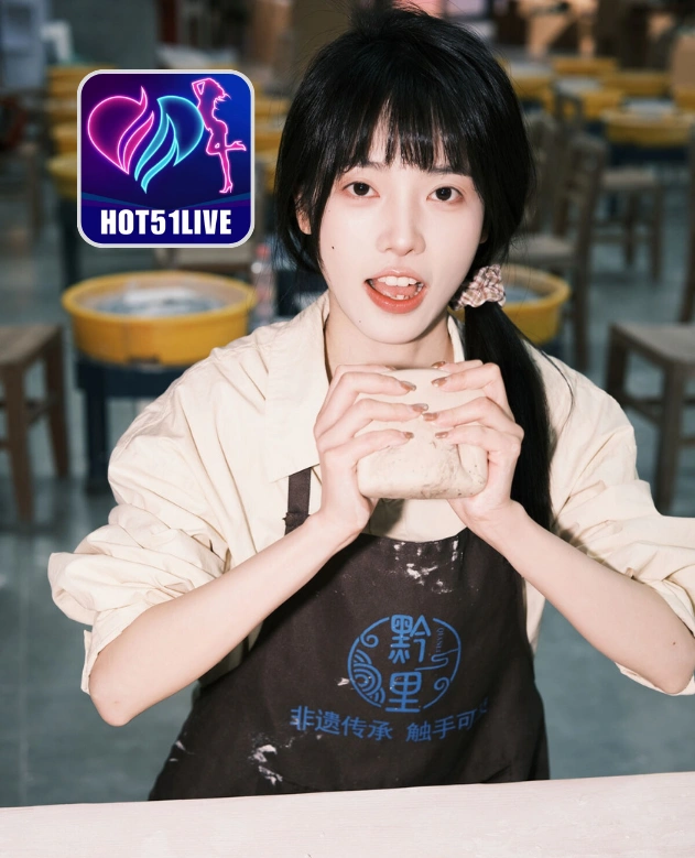 Willow Bennett HOT51LIVE