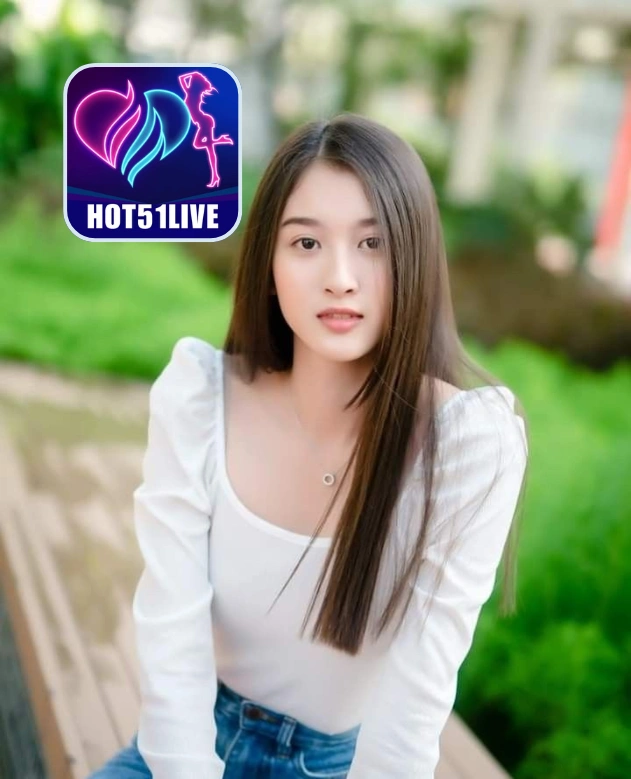 Willow Bennett-Hot51