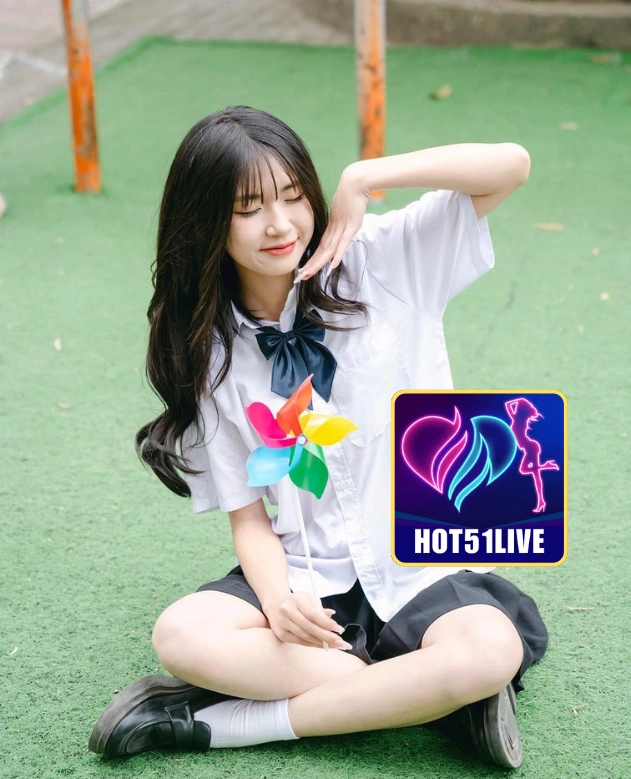 Nicholas Powell-Hot51Live