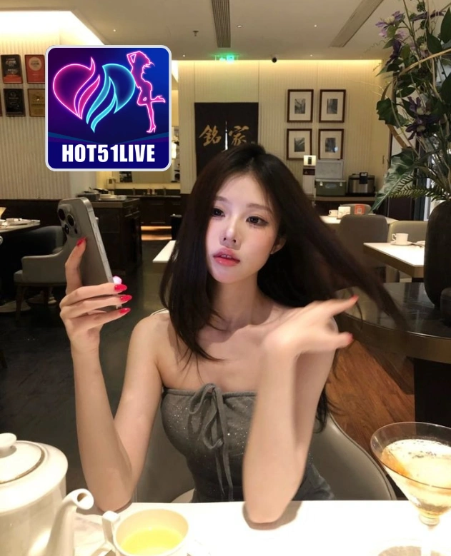 Xavier Powell-HOT51LIVE