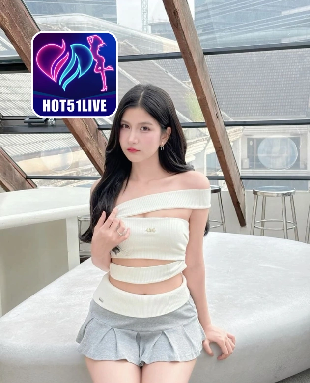 Natalie Taylor-HOT51