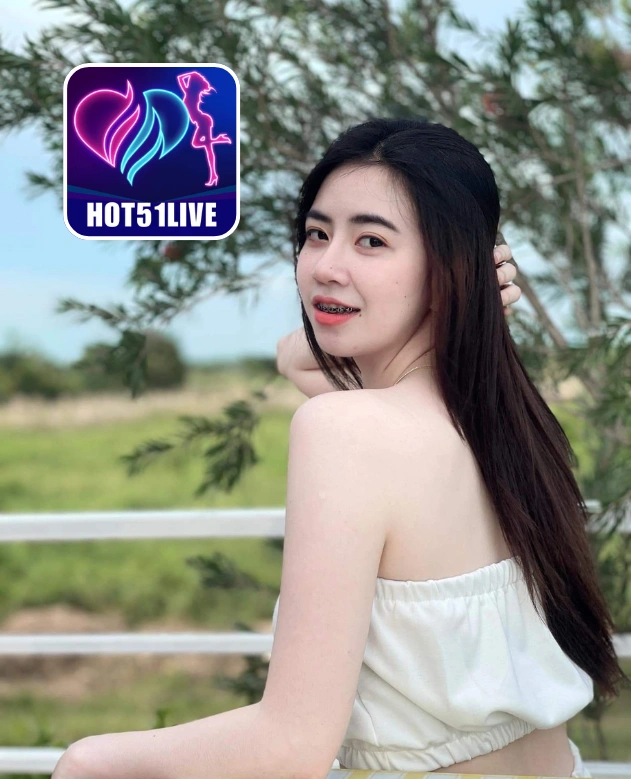 Natalie Taylor-HOT51