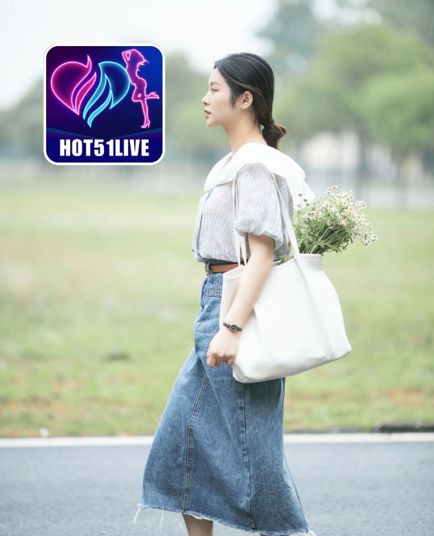 Vanessa Wallace-HOT51LIVE