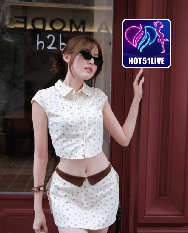 Oakley Shaw-HOT51LIVE