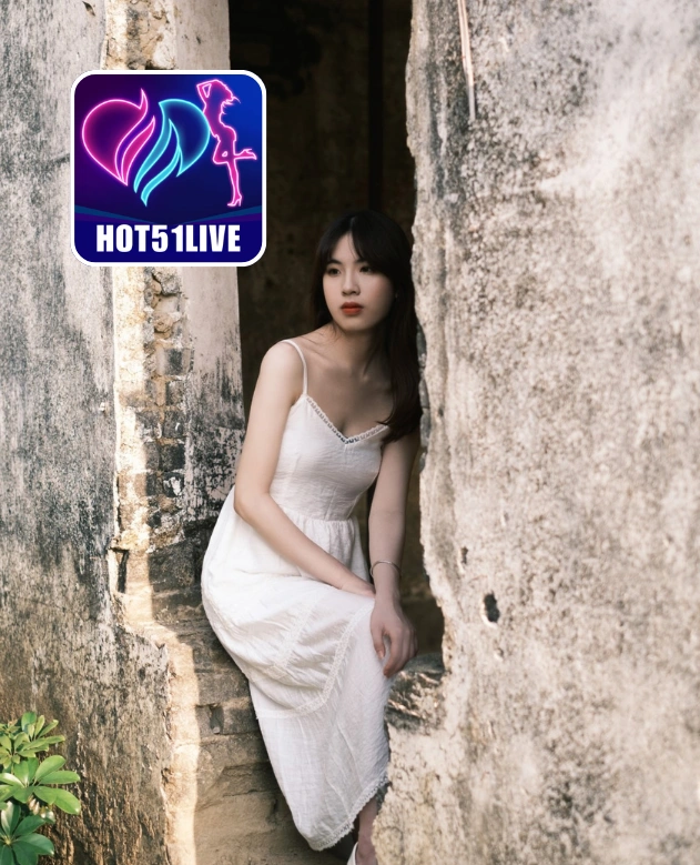 Upton Hayes-HOT51LIVE