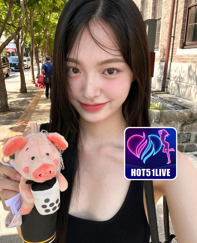 Jade Pierce-HOT51LIVE