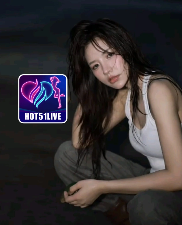 Paige Shaw-HOT51LIVE