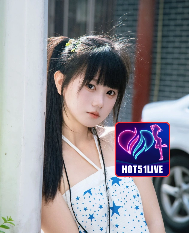 Sophia Wilson-HOT51LIVE