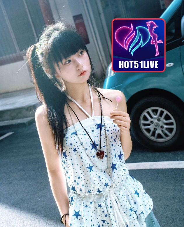 Sophia Wilson-HOT51LIVE