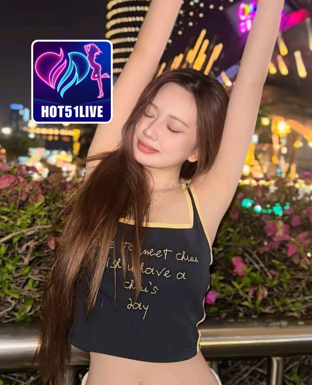 Charlotte Thomas-HOT51LIVE