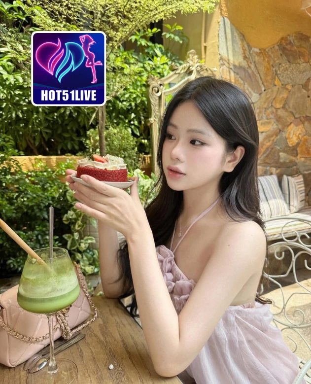 Sofia Young-hot51live