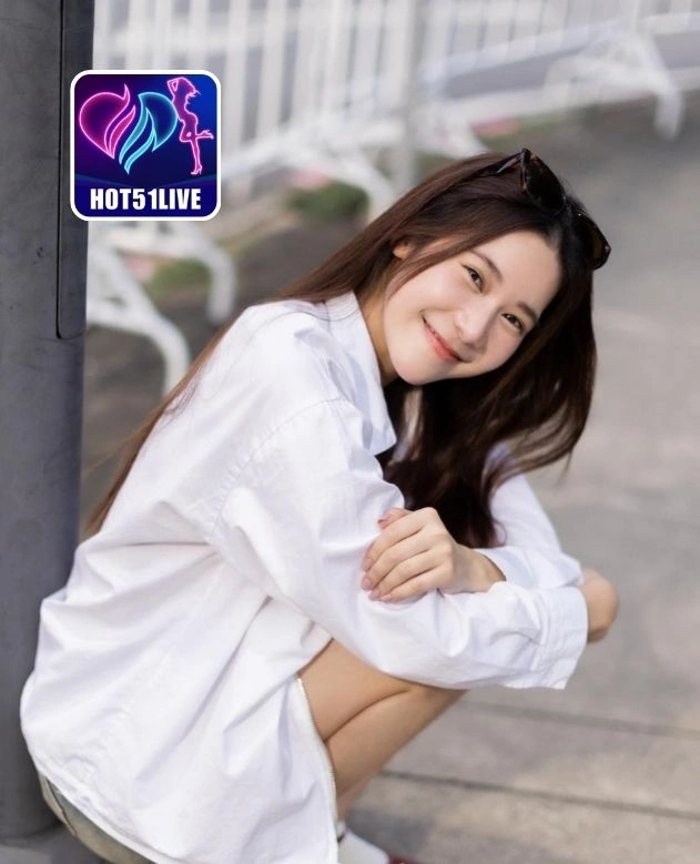 Olivia Baker-HOT51LIVE