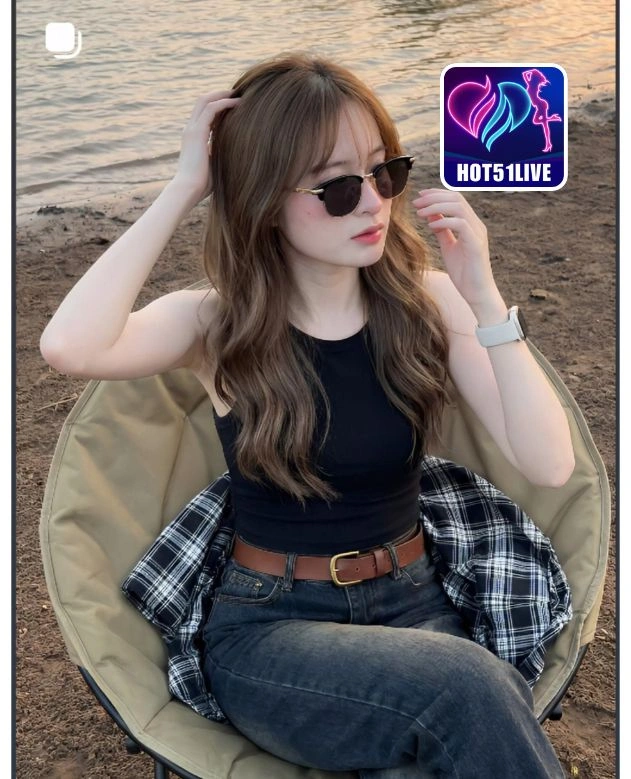 Utami Wulandari-HOT51LIVE
