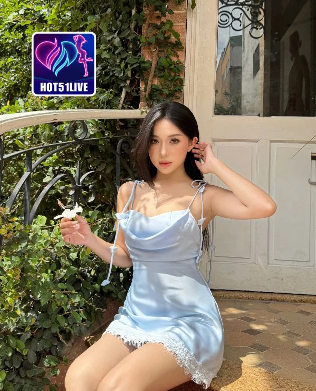 Mia HOT51LIVE